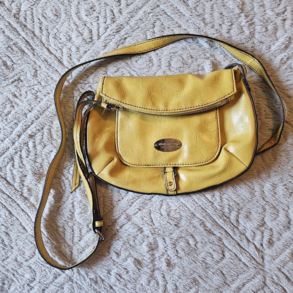 Nine West Flappy Mini Crossbody - Picture 3 of 7